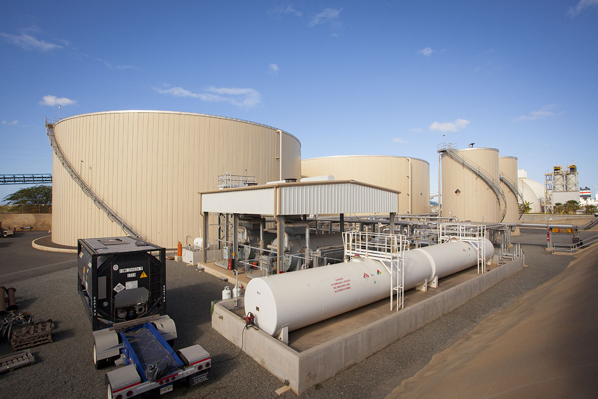Asphalt storage tanks and processing equipment at the Kapolei terminal